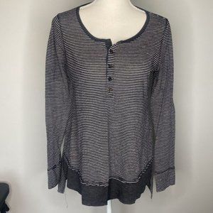 Womens Small Longsleeve Black Mystree T-shirt Stripe